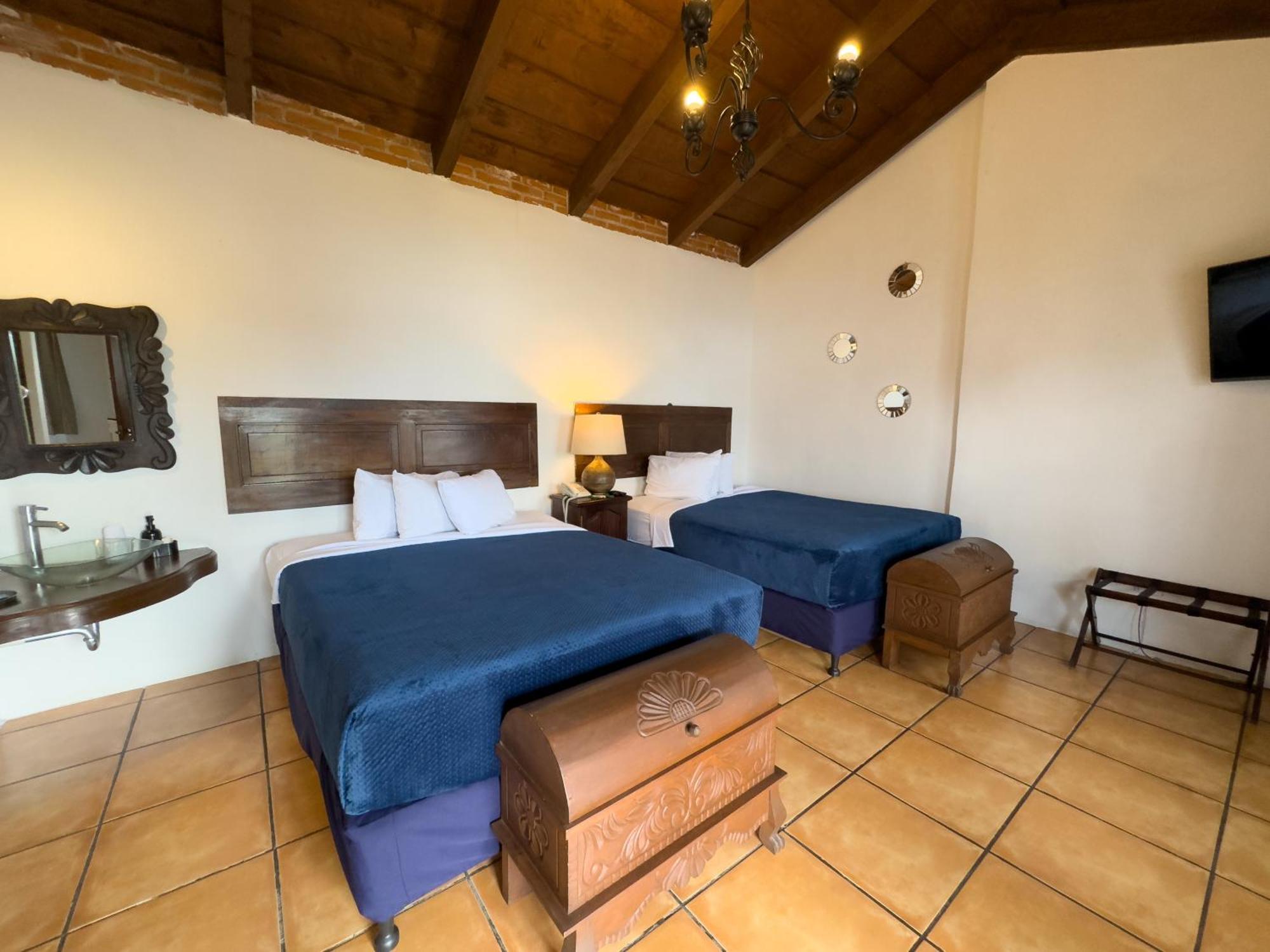 Naif Boutique Hotel Antigua Oda fotoğraf